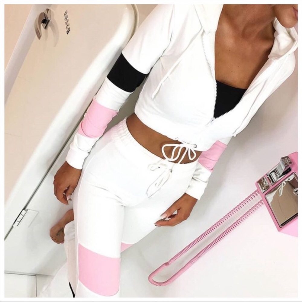SOLD OUT💕Sexy Lounge wear set - Picture 2 of 3